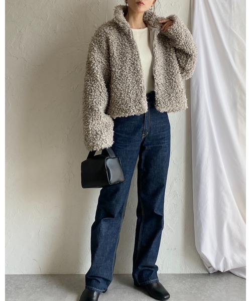 She's Closet（シーズクローゼット）の「スタンドカラーショート丈