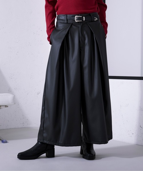 Ellno Loset(エルノロゼット)の「ハカマタックワイドパンツ/SETUP対応(その他パンツ・メンズ・ブラック・LARGE/MEDIUM/SMALL)」の3枚目の写真