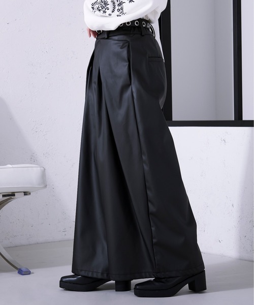 Ellno Loset(エルノロゼット)の「ハカマタックワイドパンツ/SETUP対応(その他パンツ・メンズ・ブラック・LARGE/MEDIUM/SMALL)」の14枚目の写真