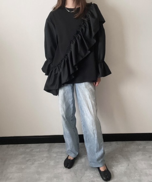 deux amour(ドゥーザムール)の「【ZOZO限定】フリルチュニック(チュニック・レディース・カーキ/ブラック/グレー・FREE)」の8枚目の写真