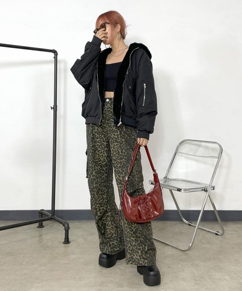 non-hedge(ノンヘッジ)の「リバーシブルフード付ビッグMA1(MA-1・レディース・アイボリー/カーキ/ブルー/ピンク/ベージュ/ブラック・FREE)」の7枚目の写真