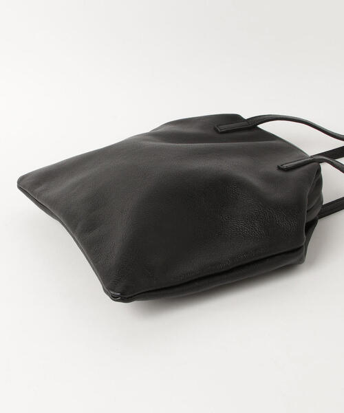 POMTATA（ポンタタ）の「POMTATA/ポンタタ/RONE FRAME SAC/P3007（トートバッグ・レディース・ブラック・F）」の3枚目の写真