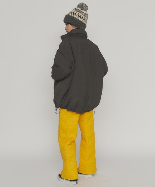 MERLOT（メルロー）の「中綿2wayモンスターパーカー（ダウンジャケット/コート・レディース・チャコールグレー/ベージュ・FREE）」の8枚目の写真