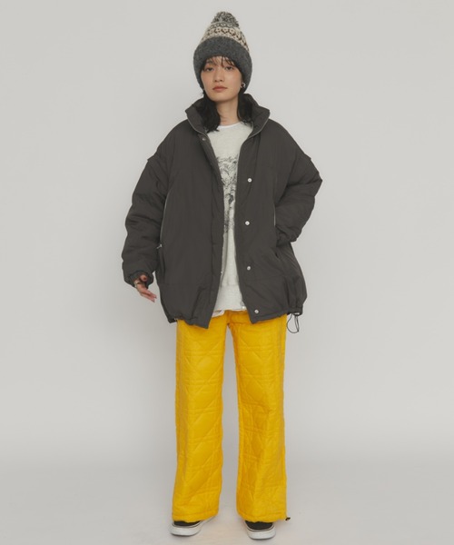 MERLOT（メルロー）の「中綿2wayモンスターパーカー（ダウンジャケット/コート・レディース・チャコールグレー/ベージュ・FREE）」の6枚目の写真