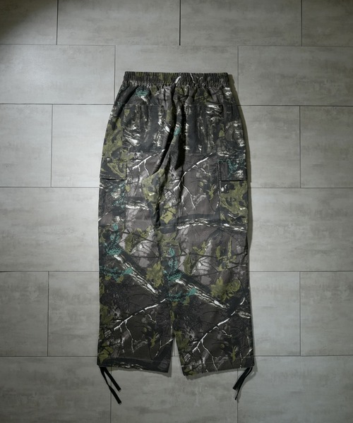 Starting Over（スターティングオーバー）の「bio-wash camouflage cargo wide pants / バイオウォッシュ カモフラージュ カーゴ ワイド パンツ（カーゴパンツ・メンズ・グリーン/カーキ/ダークグリーン・L/M/XL）」の4枚目の写真