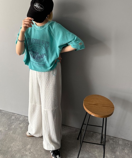 Java（ジャバ）の「《JaVaジャバコラボ》こなれ感叶う大人のゆるスタイル。裏使いヴィンテージライクピグメントプリント半袖スウェット(トップス)（スウェット・レディース・アイボリー/チャコールグレー/グリーン・MEDIUM/SMALL/X-LARGE/LARGE）」の13枚目の写真