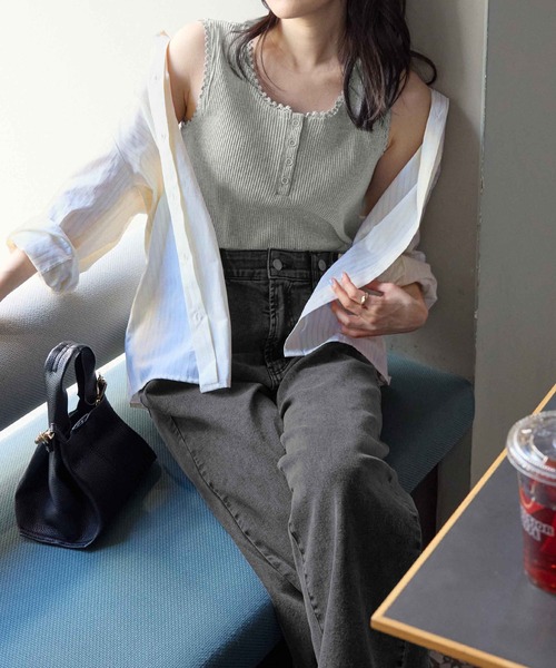 CHAN ME（チャンミ）の「ヘンリーネックレースタンクトップ（タンクトップ・レディース・グレー/ブルー/ホワイト/ブラック・MEDIUM/LARGE/X-LARGE）」の14枚目の写真