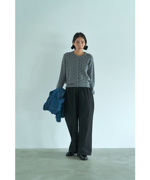 marjour(マージュール)の「JACQUARD DOT KNIT CARDIGAN(カーディガン/ボレロ・レディース・グレー・M)」の14枚目の写真