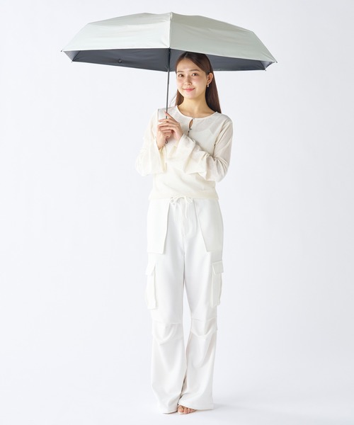 エスタ マジカルテックプロテクション WIDE61　ホワイト　折りたたみ日傘 エスタ マジカルテックプロテクション WIDE61 ホワイト