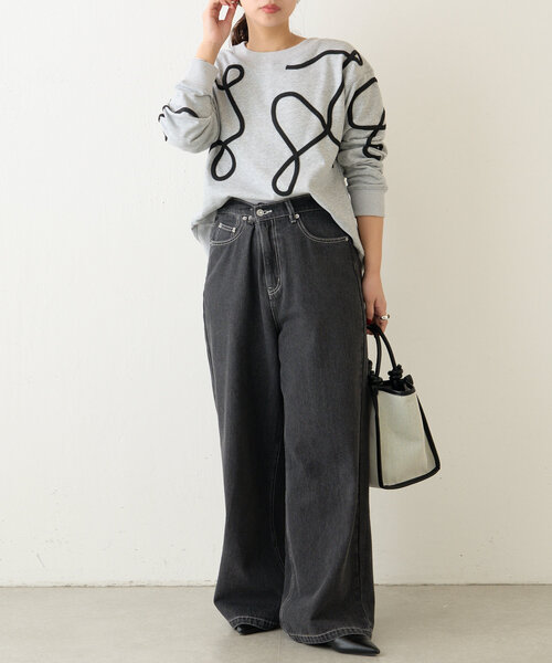 Jena espace merveilleux(ジェナ エスパスメルヴェイユ)の「線柄裏毛カットソー(Tシャツ/カットソー・レディース・チャコールグレー/ベージュ/グレー・FREE)」の4枚目の写真