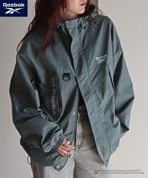 COURO(コウロ)の「【Reebok/リーボック】 別注 スモールベクター刺繍ナイロンマウンテンパーカー(マウンテンパーカー・レディース・ネイビー/アイボリー/ブラック/ライトグレー/チャコールグレー/カーキ/グリーン系/ダークブラウン/ライトグリーン/グレイッシュブルー・L/M/XL)」の8枚目の写真