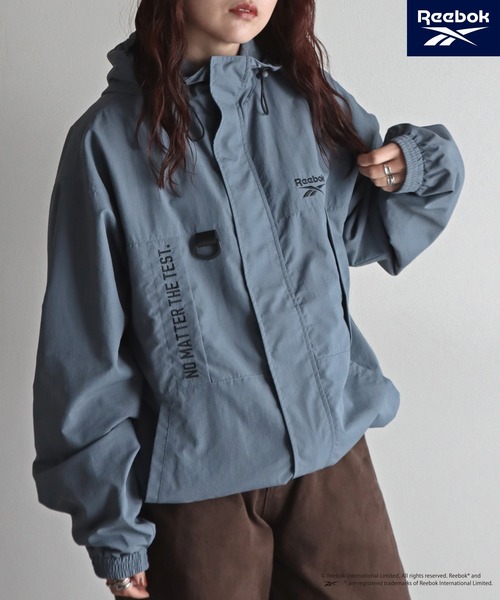 COURO(コウロ)の「【Reebok/リーボック】 別注 スモールベクター刺繍ナイロンマウンテンパーカー(マウンテンパーカー・レディース・ネイビー/アイボリー/ブラック/ライトグレー/チャコールグレー/カーキ/グリーン系/ダークブラウン/ライトグリーン/グレイッシュブルー・L/M/XL)」の10枚目の写真