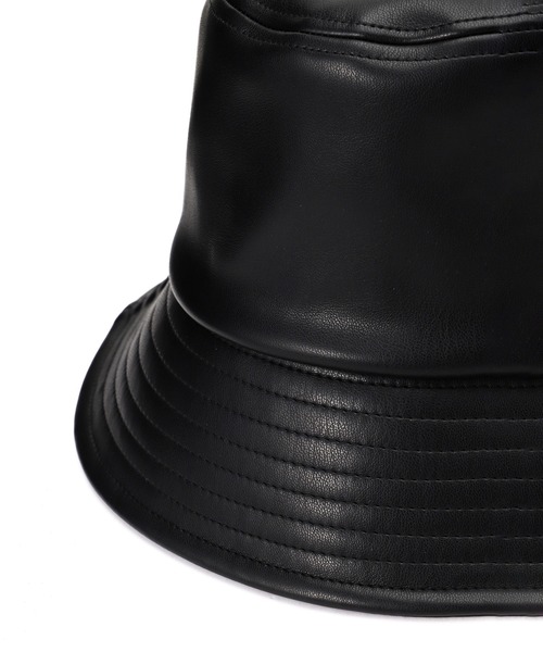 ROSE BUD(ローズバッド)の「フェイクレザーバケットハット(ハット・レディース・ホワイト/ブラック・ONE SIZE)」の3枚目の写真