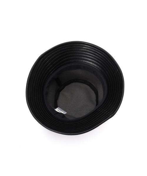 ROSE BUD(ローズバッド)の「フェイクレザーバケットハット(ハット・レディース・ホワイト/ブラック・ONE SIZE)」の4枚目の写真