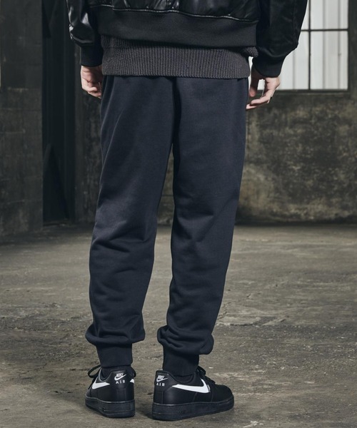 NIKE（ナイキ）の「《セットアップ対応商品》ナイキ クラブ メンズ フレンチ テリー ジョガー / Nike Club Men's French Terry Joggers FN3802-010 Black（スウェットパンツ・メンズ・ブラック・XS/XL/S/M/L/2XL）」の5枚目の写真