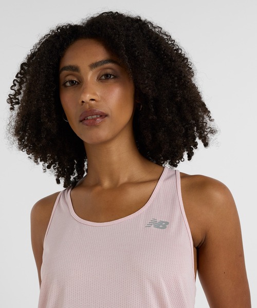 NEW BALANCE(ニューバランス)の「Athletics タンク(タンクトップ・レディース・ライトピンク・SMALL/MEDIUM/LARGE)」の4枚目の写真