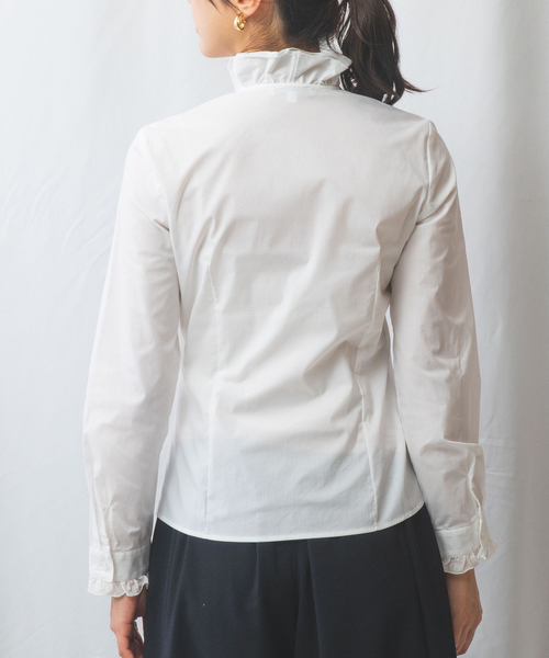 NARACAMICIE（ナラカミーチェ）の「【NARACAMICIE】2重スタンドフリルブロード長袖ブラウス（シャツ/ブラウス・レディース・ネイビー/ホワイト・S/M/L/XL）」の6枚目の写真