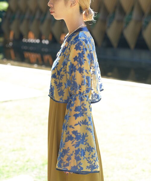 CIAOPANIC(チャオパニック)の「【マルチWAY】ベロアフラワーボレロ付きキャミワンピース(ワンピース・レディース・ブラック/ブルー・SMALL/MEDIUM)」の3枚目の写真