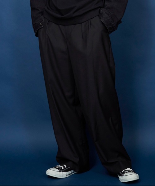 unrelaxing（アンリラクシング）の「ツータックワイドスラックスパンツ（スラックス・メンズ・カーキブラウン/ダークベージュ/ダークオリーブ/ブラック・マルチサイズ）」の20枚目の写真