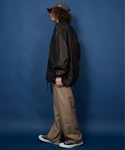 unrelaxing（アンリラクシング）の「ツータックワイドスラックスパンツ（スラックス・メンズ・カーキブラウン/ダークベージュ/ダークオリーブ/ブラック・マルチサイズ）」の5枚目の写真