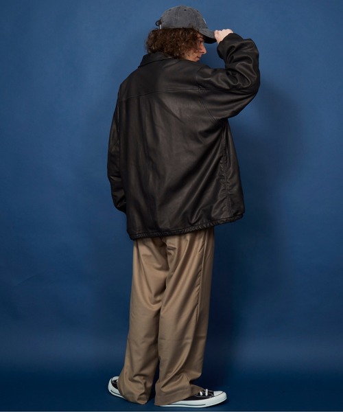 unrelaxing（アンリラクシング）の「ツータックワイドスラックスパンツ（スラックス・メンズ・カーキブラウン/ダークベージュ/ダークオリーブ/ブラック・マルチサイズ）」の7枚目の写真