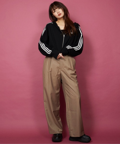 unrelaxing（アンリラクシング）の「ツータックワイドスラックスパンツ（スラックス・メンズ・カーキブラウン/ダークベージュ/ダークオリーブ/ブラック・マルチサイズ）」の10枚目の写真