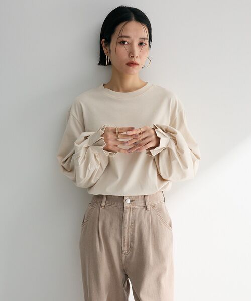 Sugar spoon(シュガースプーン)の「・SUGAR SPOON タックスリーブロンTEE(Tシャツ/カットソー・レディース・オフホワイト/ブラック/アイボリー/グレイッシュベージュ/ピンク/グリーン・FREE)」の16枚目の写真