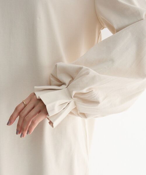 Sugar spoon(シュガースプーン)の「・SUGAR SPOON タックスリーブロンTEE(Tシャツ/カットソー・レディース・オフホワイト/ブラック/アイボリー/グレイッシュベージュ/ピンク/グリーン・FREE)」の19枚目の写真