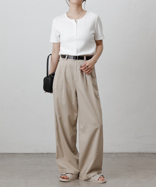 COLONY 2139（コロニートゥーワンスリーナイン）の「ヘンリーネックテレコハーフスリーブTシャツ（Tシャツ/カットソー・レディース・グレー/オフホワイト/ブラック・FREE）」の6枚目の写真