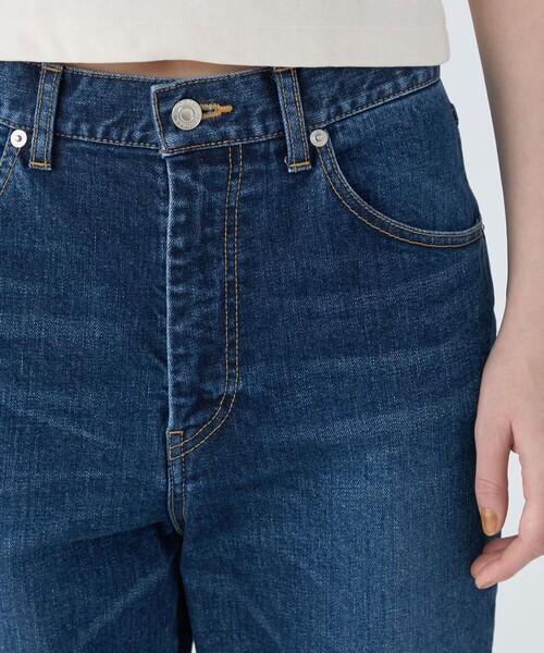MACPHEE（マカフィー）の「ストレッチデニム フレアパンツ（デニムパンツ・レディース・ダークブルー・32/34/36）」の6枚目の写真