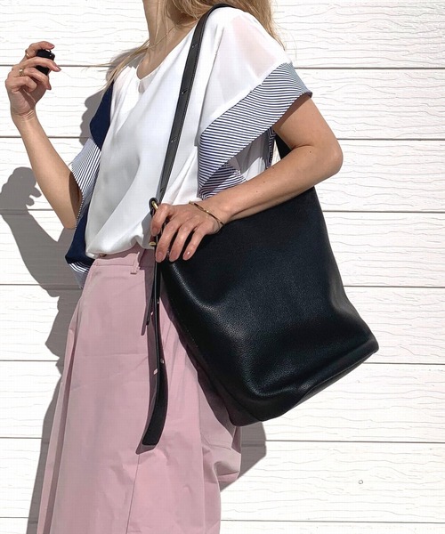 Q(キュー)の「ウェーブシフォンブラウス(シャツ/ブラウス・レディース・ホワイト/ネイビー・MEDIUM)」の16枚目の写真