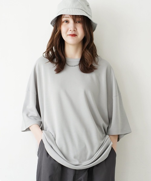 En serio TOKYO(エンソリオトーキョー)の「TRポンチビックシルエットTシャツ(Tシャツ/カットソー・メンズ・ホワイト×ブラック/ブラック/ブルーグレー/ブラウン系その他/その他/グレー/チャコールグレー/ダークグリーン/ベージュ/ネイビー/ホワイト/ブラウン・MEDIUM/LARGE/X-LARGE)」の6枚目の写真