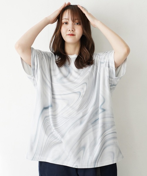 En serio TOKYO(エンソリオトーキョー)の「TRポンチビックシルエットTシャツ(Tシャツ/カットソー・メンズ・ホワイト×ブラック/ブラック/ブルーグレー/ブラウン系その他/その他/グレー/チャコールグレー/ダークグリーン/ベージュ/ネイビー/ホワイト/ブラウン・MEDIUM/LARGE/X-LARGE)」の12枚目の写真