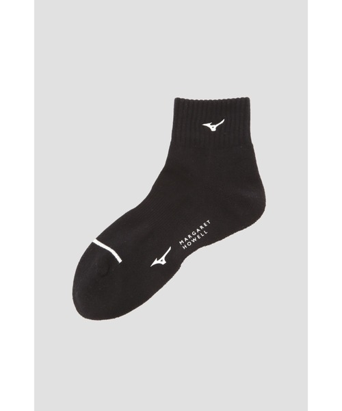 MARGARET HOWELL(マーガレットハウエル)の「PILE SHORT SOCKS(ソックス/靴下・レディース・ホワイト/ブラック/カーキ・-)」の1枚目の写真
