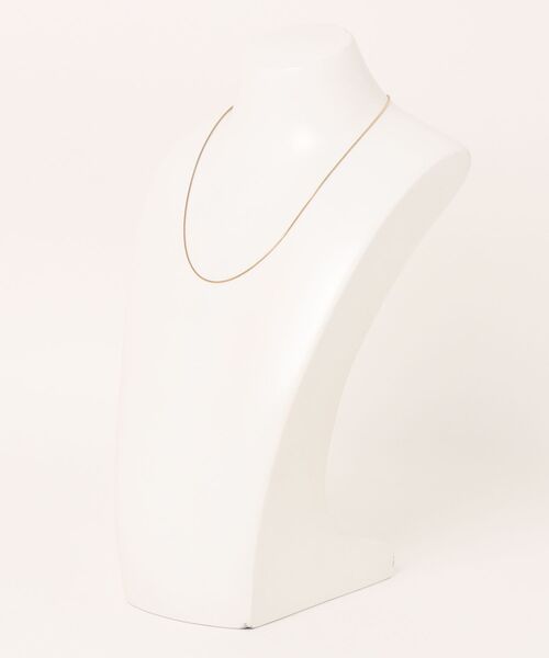 calmila(カルミラ)の「【 金属アレルギー対応 】スネークチェーンネックレス / 幅1mm(ネックレス・レディース・シルバー/ゴールド・ONESIZE)」の5枚目の写真