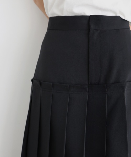 hellam（へラム）の「切り替えプリーツロングスカート（スカート・レディース・チャコール/キャメル/ブラック・FREE）」の17枚目の写真