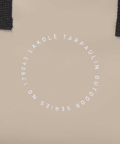 LAKOLE（ラコレ）の「ターポリン保冷バッグ(S) / 327861（アウトドアグッズ・レディース・ネイビー/ブラック/ベージュ・FREE）」の22枚目の写真