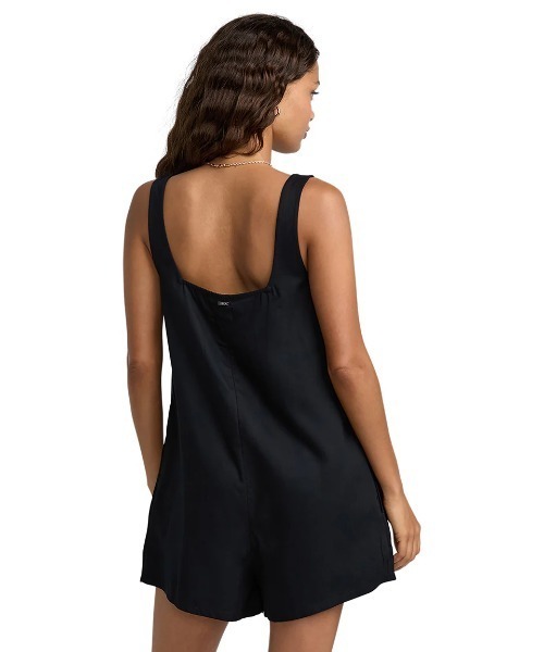 RVCA(ルーカ)の「RVCA レディース OLIVER ROMPER ワンピース 【2025年夏モデル】/ルーカロンパース(ワンピース・レディース・ブラック・SMALL/X-SMALL)」の2枚目の写真