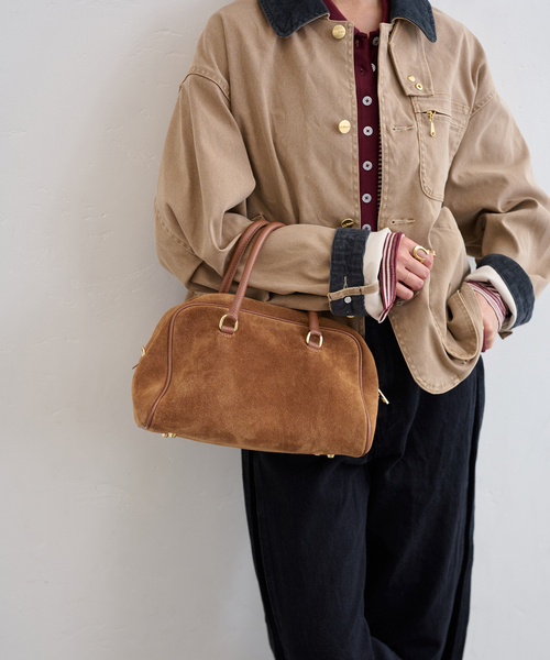 U by SPICK&SPAN（ユーバイスピックアンドスパン）の「《追加4》AULENTTI /オウレンティ SUEDE BOSTON BAG4（ボストンバッグ・レディース・キャメル・FREE）」の8枚目の写真