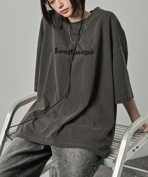 Alfred Alex(アルフレッドアレックス)の「【Alfred Alex】ヴィンテージ加工ピグメントハンドステッチロゴ刺繍Tシャツ(Tシャツ/カットソー・メンズ・ワインレッド/ブラック/グレイッシュブルー・M/L)」の11枚目の写真