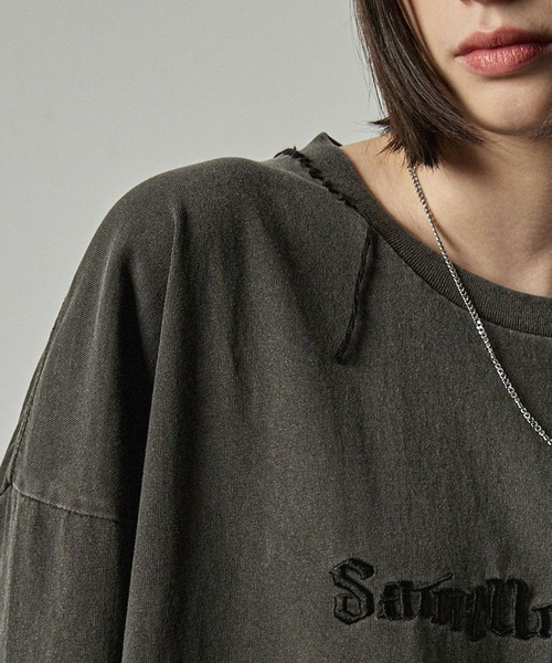 Alfred Alex(アルフレッドアレックス)の「【Alfred Alex】ヴィンテージ加工ピグメントハンドステッチロゴ刺繍Tシャツ(Tシャツ/カットソー・メンズ・ワインレッド/ブラック/グレイッシュブルー・M/L)」の13枚目の写真