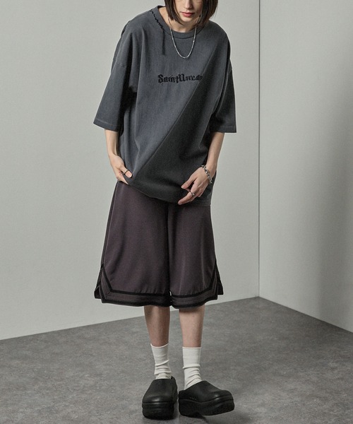 Alfred Alex(アルフレッドアレックス)の「【Alfred Alex】ヴィンテージ加工ピグメントハンドステッチロゴ刺繍Tシャツ(Tシャツ/カットソー・メンズ・ワインレッド/ブラック/グレイッシュブルー・M/L)」の18枚目の写真