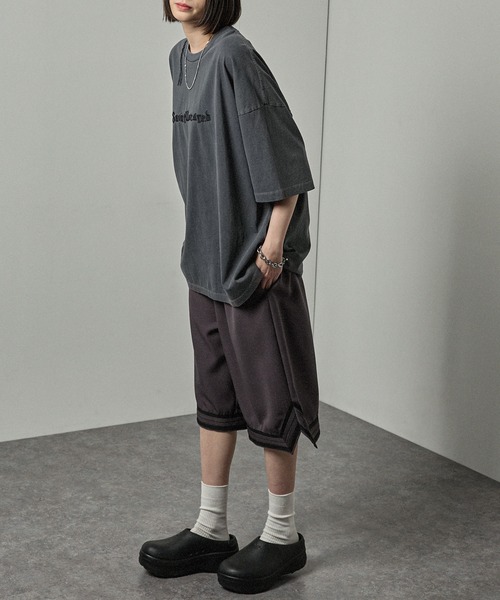 Alfred Alex(アルフレッドアレックス)の「【Alfred Alex】ヴィンテージ加工ピグメントハンドステッチロゴ刺繍Tシャツ(Tシャツ/カットソー・メンズ・ワインレッド/ブラック/グレイッシュブルー・M/L)」の19枚目の写真