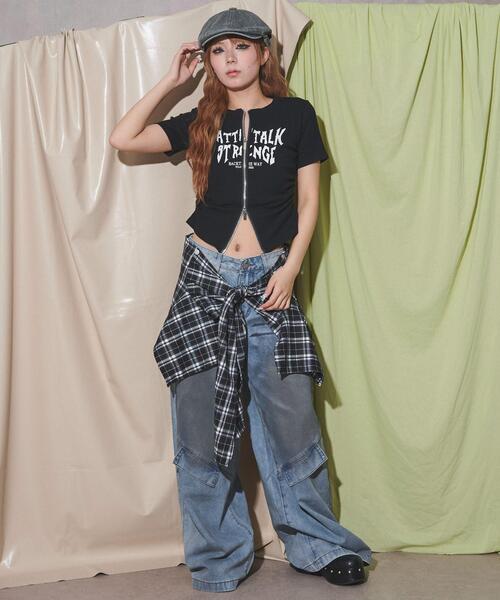 dispark（ディスパーク）の「DISPARK/グラフィックロゴWジップSSトップス（Tシャツ/カットソー・レディース・ブラック/レッド・FREE）」の3枚目の写真