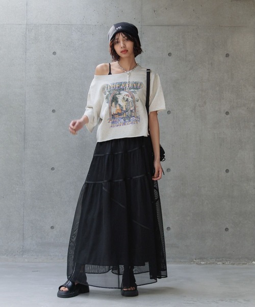 PAGEBOY(ページボーイ)の「ルーズネックミニウラケロックTシャツ(Tシャツ/カットソー・レディース・チャコールグレー/ベージュ系その他/グリーン系その他2・FREE)」の13枚目の写真