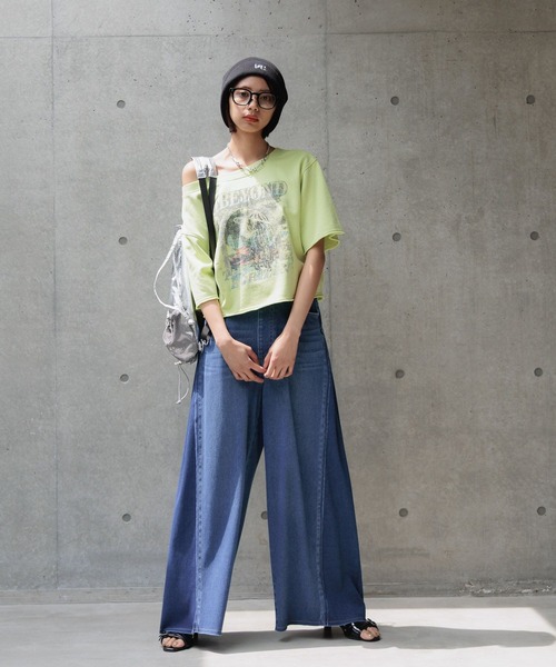 PAGEBOY(ページボーイ)の「ルーズネックミニウラケロックTシャツ(Tシャツ/カットソー・レディース・チャコールグレー/ベージュ系その他/グリーン系その他2・FREE)」の19枚目の写真