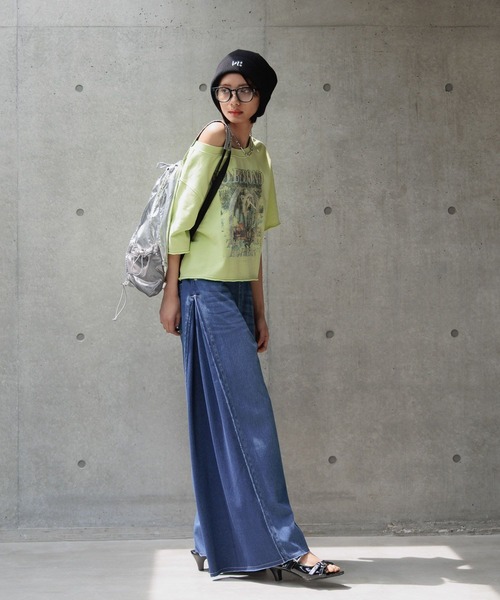 PAGEBOY(ページボーイ)の「ルーズネックミニウラケロックTシャツ(Tシャツ/カットソー・レディース・チャコールグレー/ベージュ系その他/グリーン系その他2・FREE)」の20枚目の写真