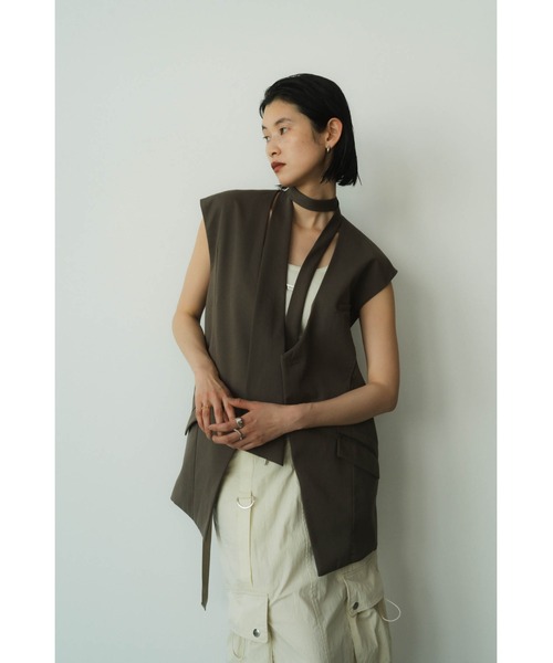 Knuth Marf(クヌースマーフ)の「2way collarless gilet(unisex)(ベスト・レディース・グレイッシュベージュ・FREE)」の3枚目の写真