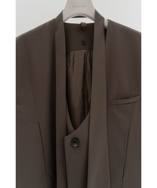 Knuth Marf(クヌースマーフ)の「2way collarless gilet(unisex)(ベスト・レディース・グレイッシュベージュ・FREE)」の15枚目の写真