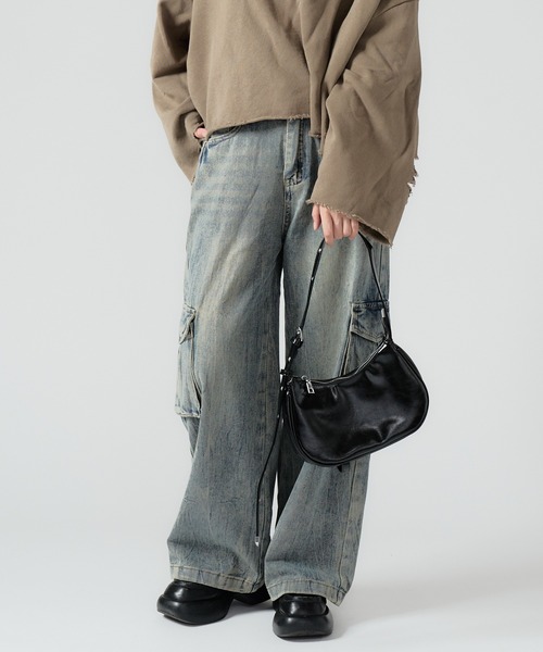 Chick（チック）の「Vintage Like Denim Cargo Pants / ヴィンテージ風デニムカーゴパンツ（デニムパンツ・レディース・ブラック/ブルー・L/M）」の5枚目の写真